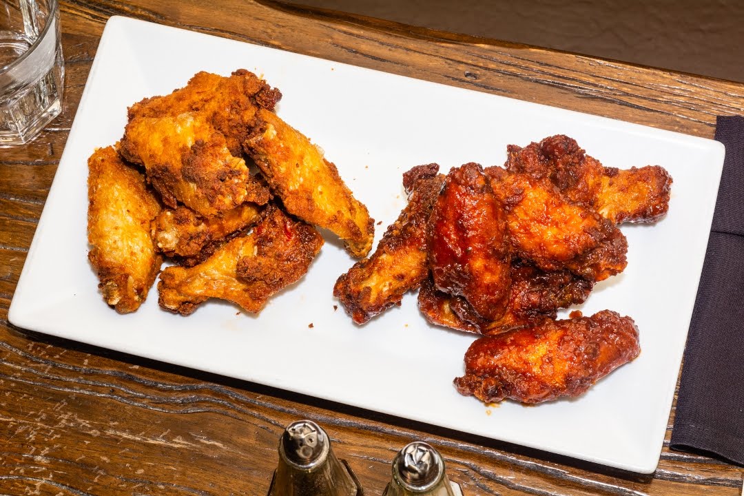 Darryl's Corner Bar & Kitchen by null