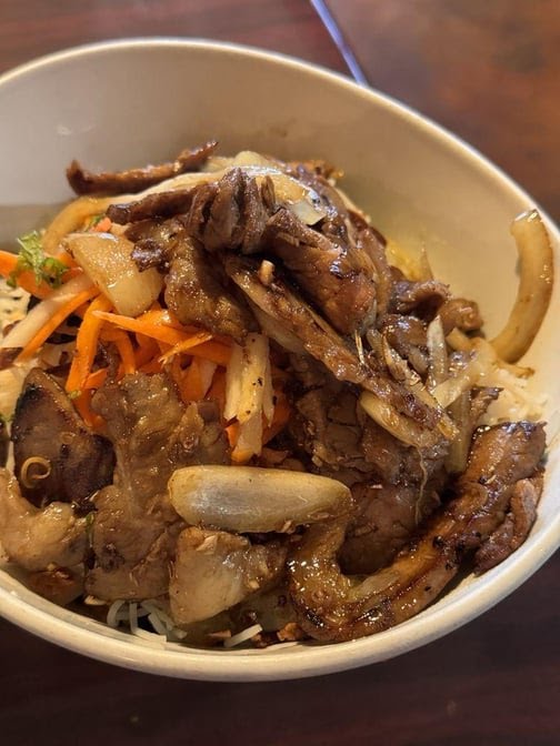 Vanessa's Bistro by null