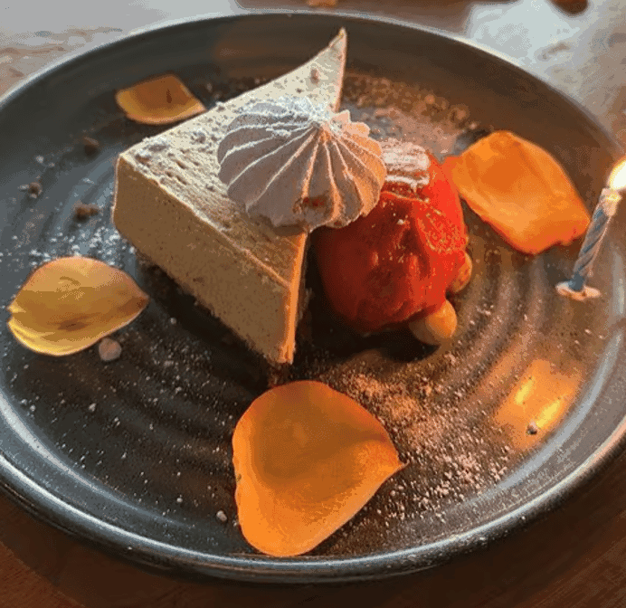 Aerlume Seattle by null