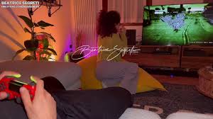 Ragazza si fa inculare quality jpg x Ragazza fa