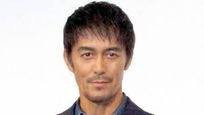 阿部寛　横顔|阿部寛、野心漲る横顔には返り血😱 ＼『ショウタイムセブン』最新予告／  韓国で大ヒットした原作にオリジナル展開をふんだんに盛り込んだサスペンスが2月7日公開。このたび、スリル満点の最新予告が公開  https://www.fy7d.com/2025/02/04/阿部寛-野心漲る横顔には返り血 ...