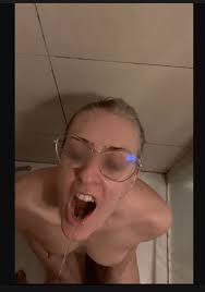 Porn xsavannahbondx piss slut has nasty sex in the shower jpg x Piss on