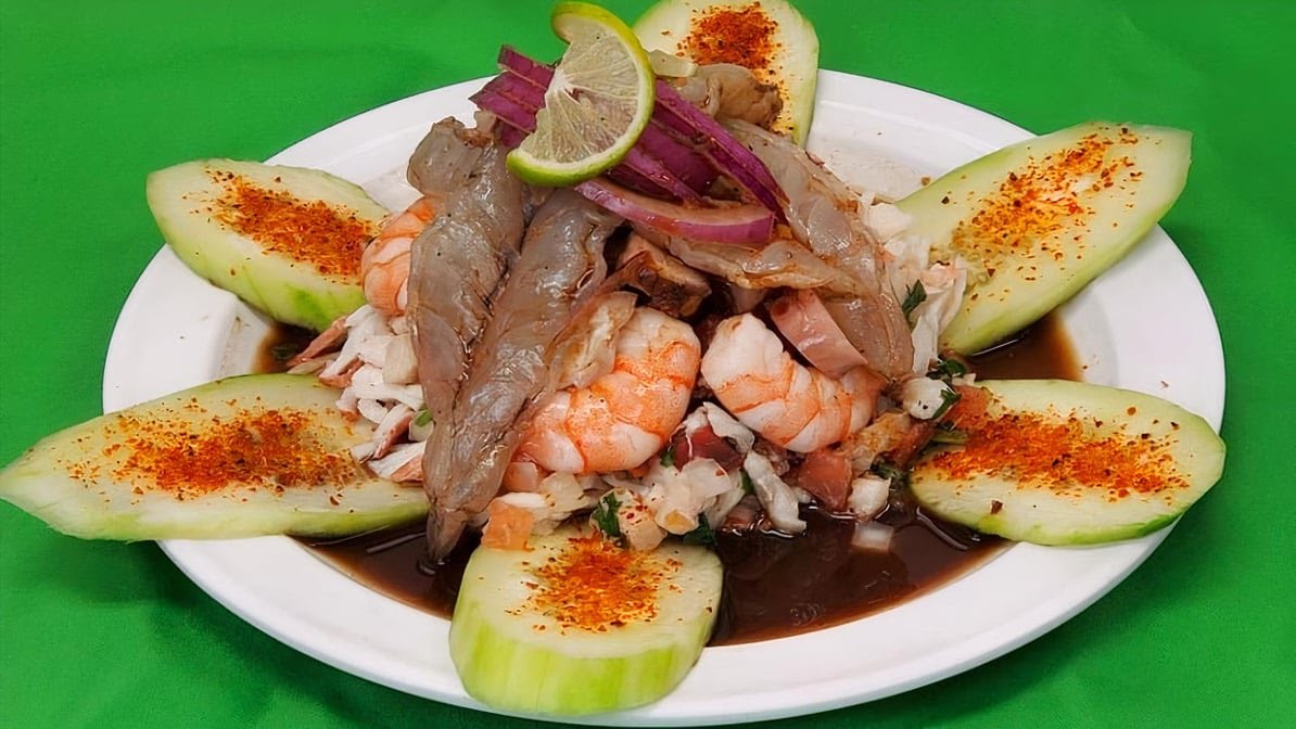 La Cruda Mariscos by null