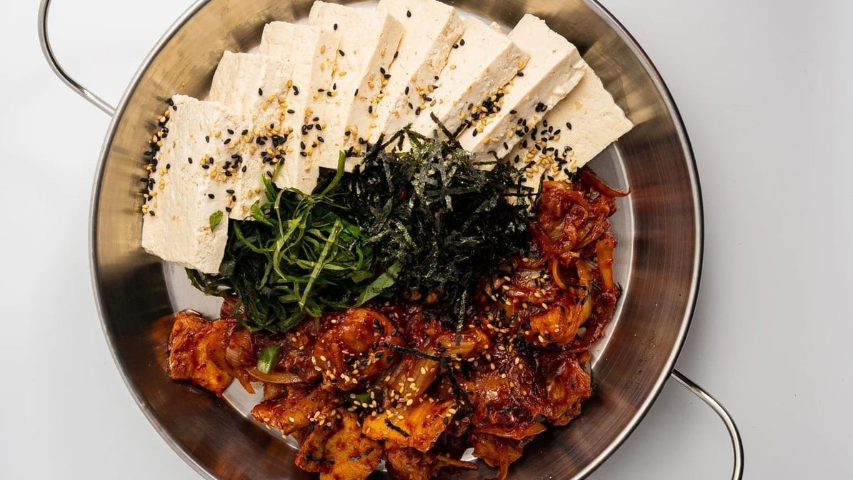 Chi Chi Korean Restaurant & Pocha(Bar) by null