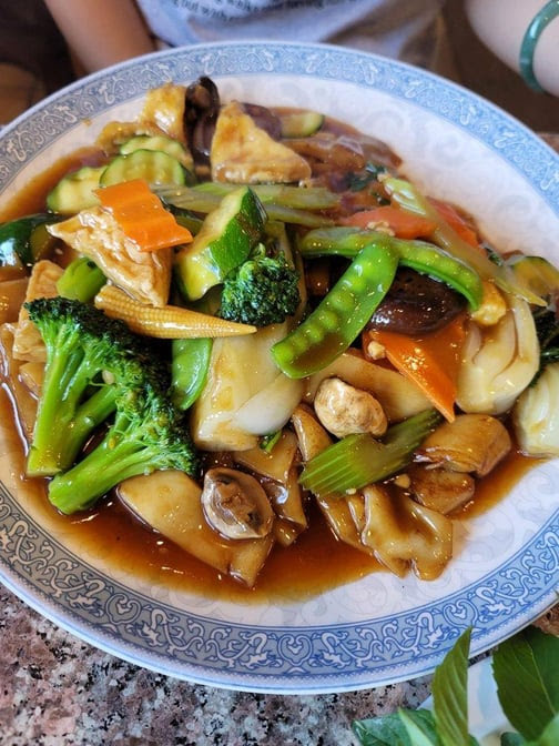 Phở Xe Lua by null