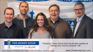 .sexibl.com 4|Elevated Pigeon | The Elevated Pigeon stretch is a great way to work on  your external hip rotation (especially if you struggle with regular Pigeon  Stretch!) If your... | By Tom Morrison |