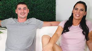 Naked scavenger hunt with two hot girls jpg x Hunt sexy