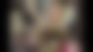 エロ　金粉ショーサンバ ポロリ|街角合法ストリップ。乳首丸出し金粉ショー01 | アダルト動画・画像のコンテンツマーケット Pcolle