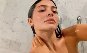 Kylie jenner is jumping on big dick with her sexy ass deepfake sexcelebrity jpg x Kylie jenner sexy