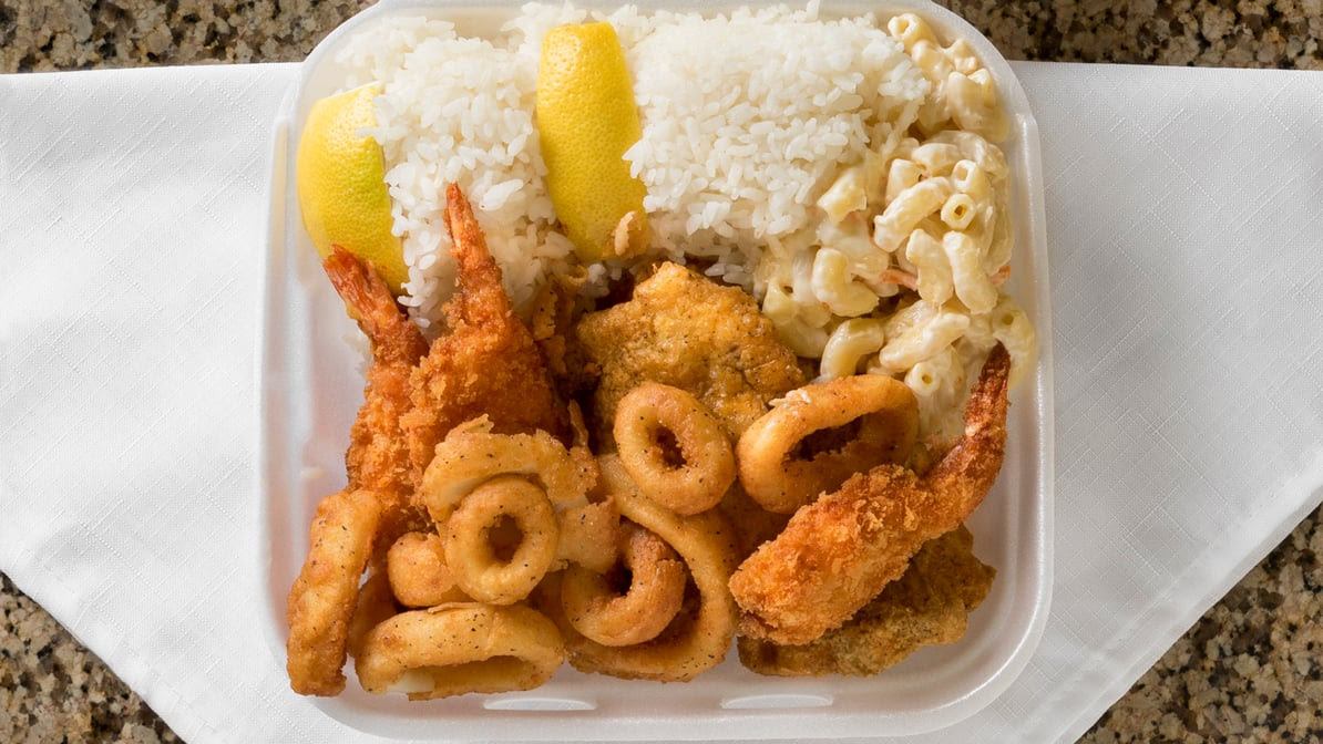L&L Hawaiian Barbecue by null