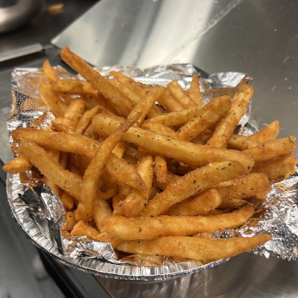 Mac Daddy Wingz and Cheeze by null