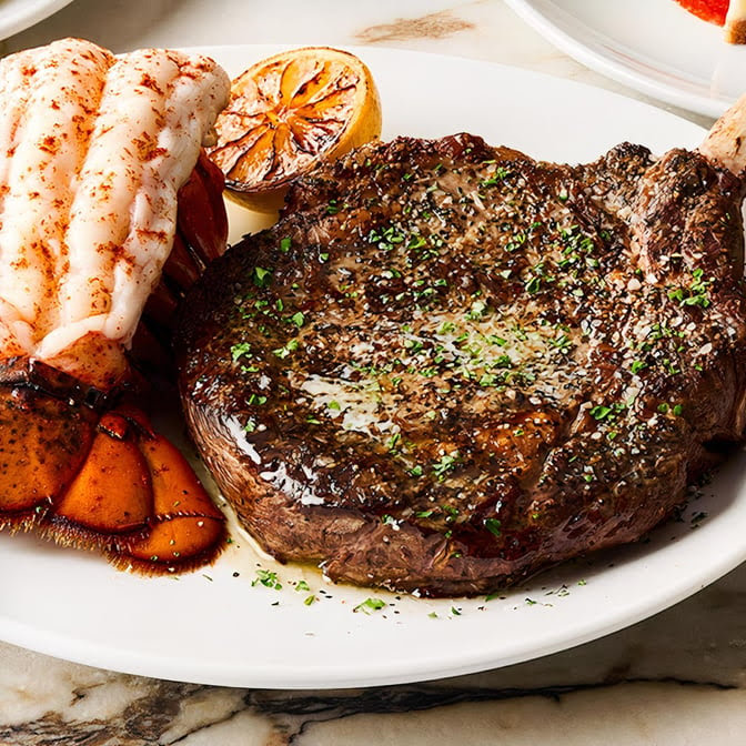 Fleming’s Prime Steakhouse & Wine Bar by null