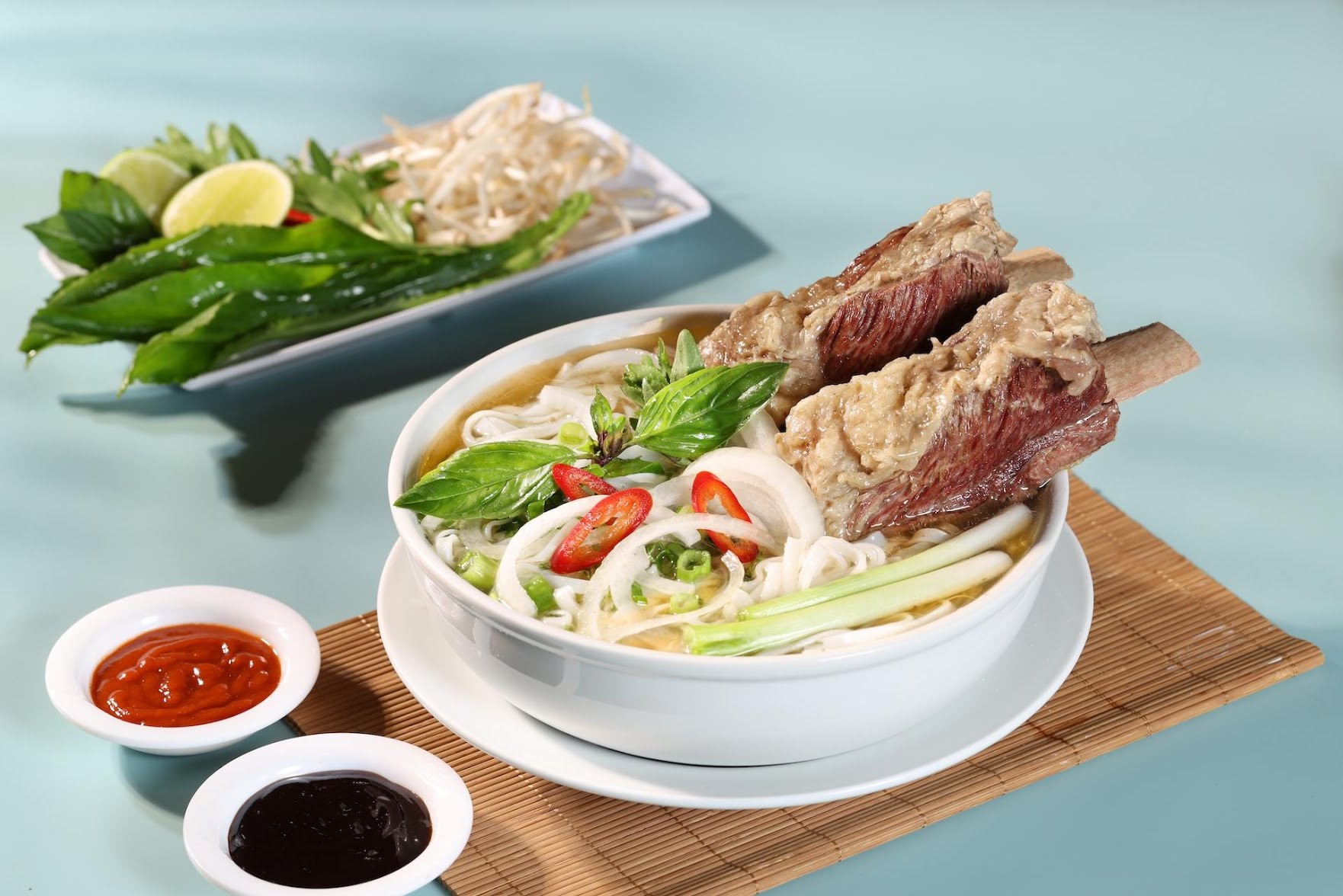 Pho Leo & Grill by null