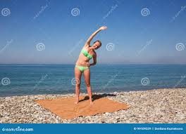 Гимнастика море|Сборы на море🌊💪🏻😊