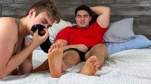 Aussie alpha comp jpg x Male feet