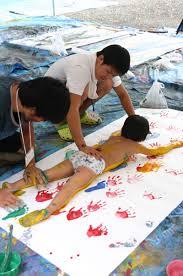 子供　人拓|新宿子ども劇場のご紹介 新宿の子どもたちに自然の中で表現する体験を継続して届けたい！（小山裕子（あそびと文化のNPO新宿子ども劇場）  2015/04/16 投稿） - クラウドファンディング READYFOR