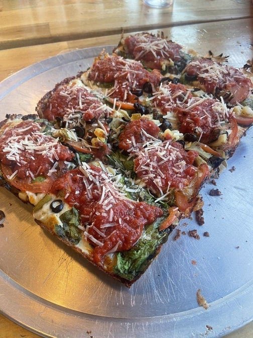 TNT Pizza by null