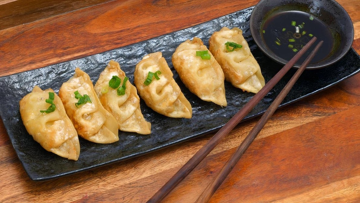 SAOHA KHAO SOI THAI CUISINE by null