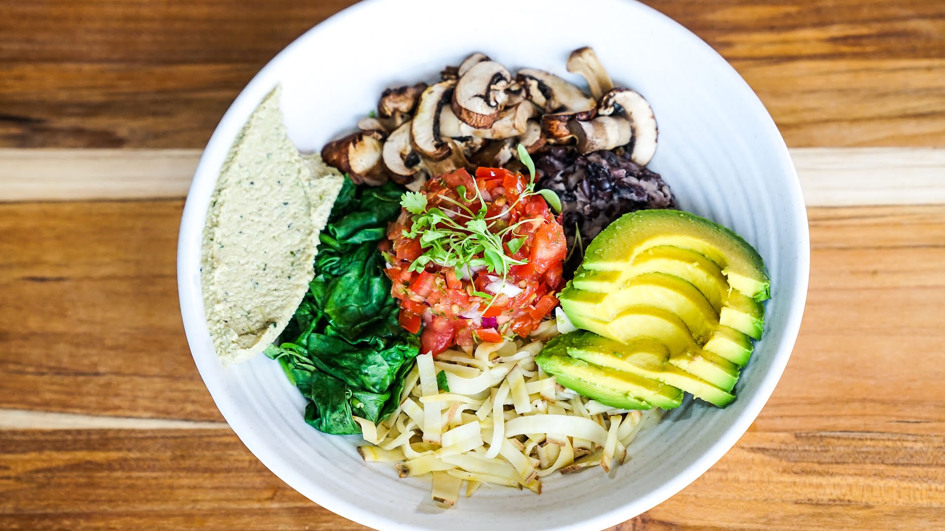 GOODONYA Organic Eatery by null
