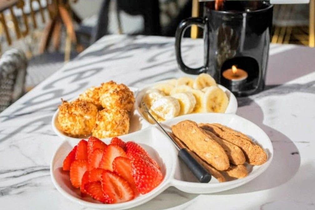 Lulu's Chocolate Bar by null