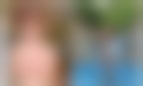 мама голая при детях|Голые мамочки: звёзды, которые любят откровенные фото с детьми