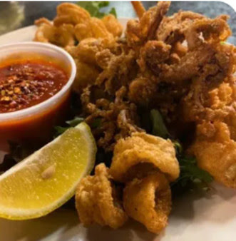 Vic's Italian Restaurant & Pizzeria by null