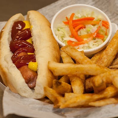 Rooster's BBQ Deli by null