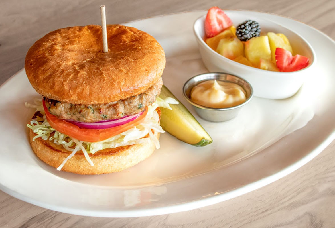 Cooper’s Hawk Winery & Restaurant by null