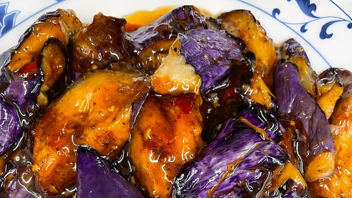 May Jen Restaurant by null