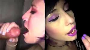 Deepthroat compilation splitsc jpg 300x500 Deepthroat cum compilation