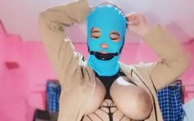 Tante girang nafsu ngentot dengan brondong jpg x Tante brondong