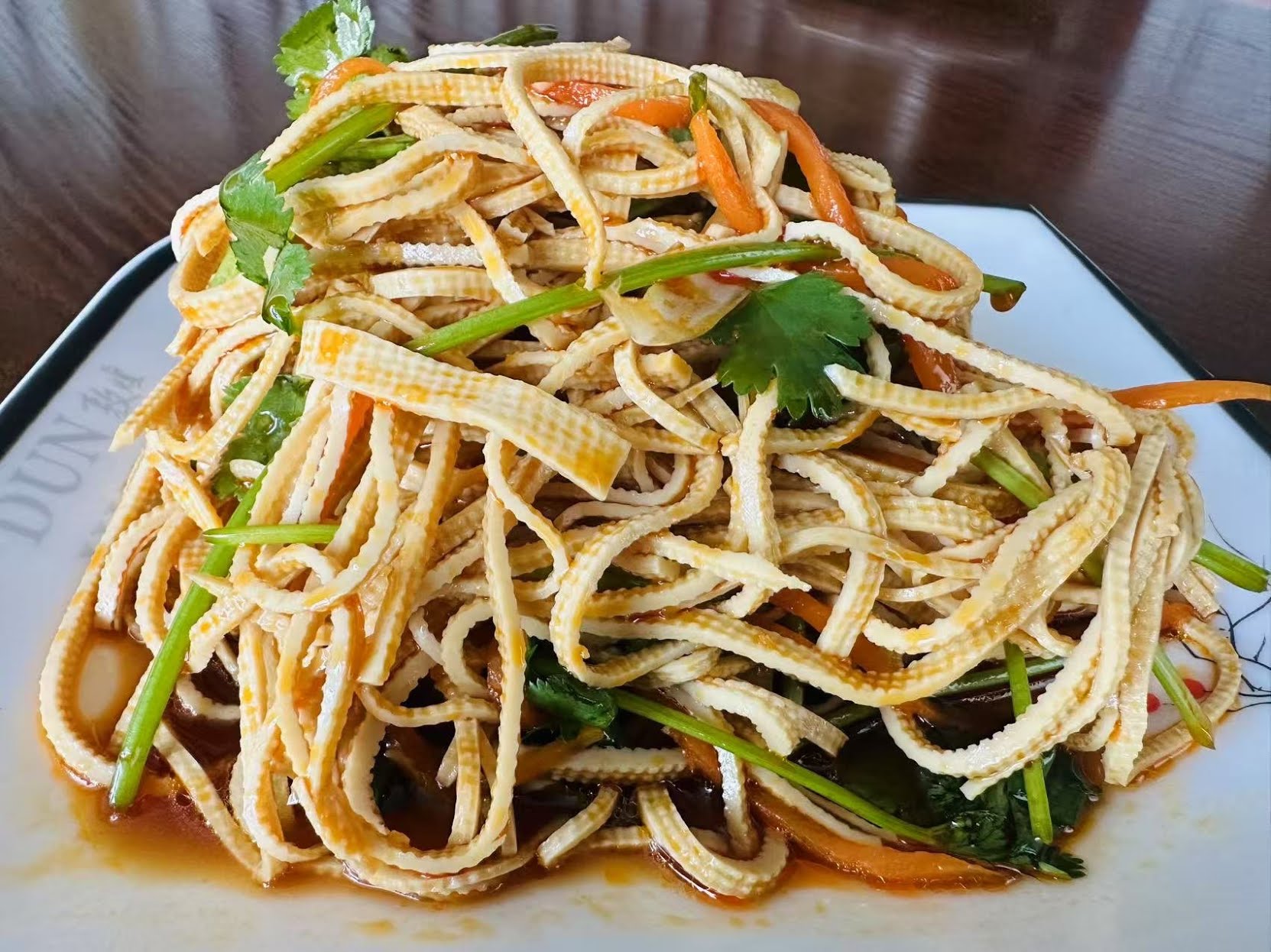 DH Noodles & Grill 敦煌兰州牛肉拉面 by null