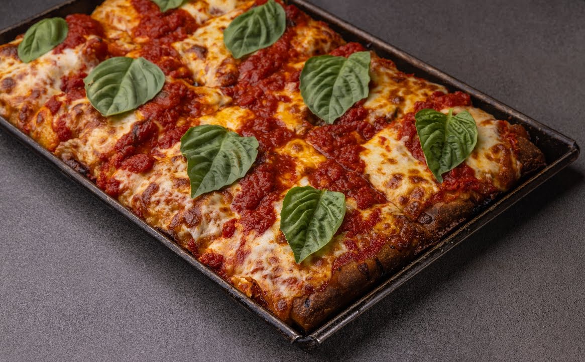 Danny Boy's Famous Original Pizza by null