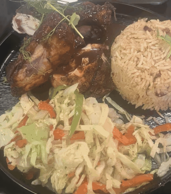 Spice House Restaurant & Lounge by null