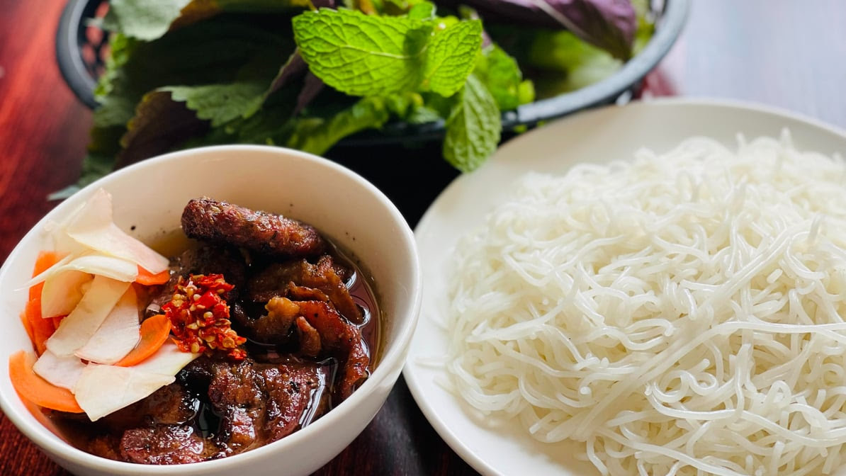 DK CUISINE by null