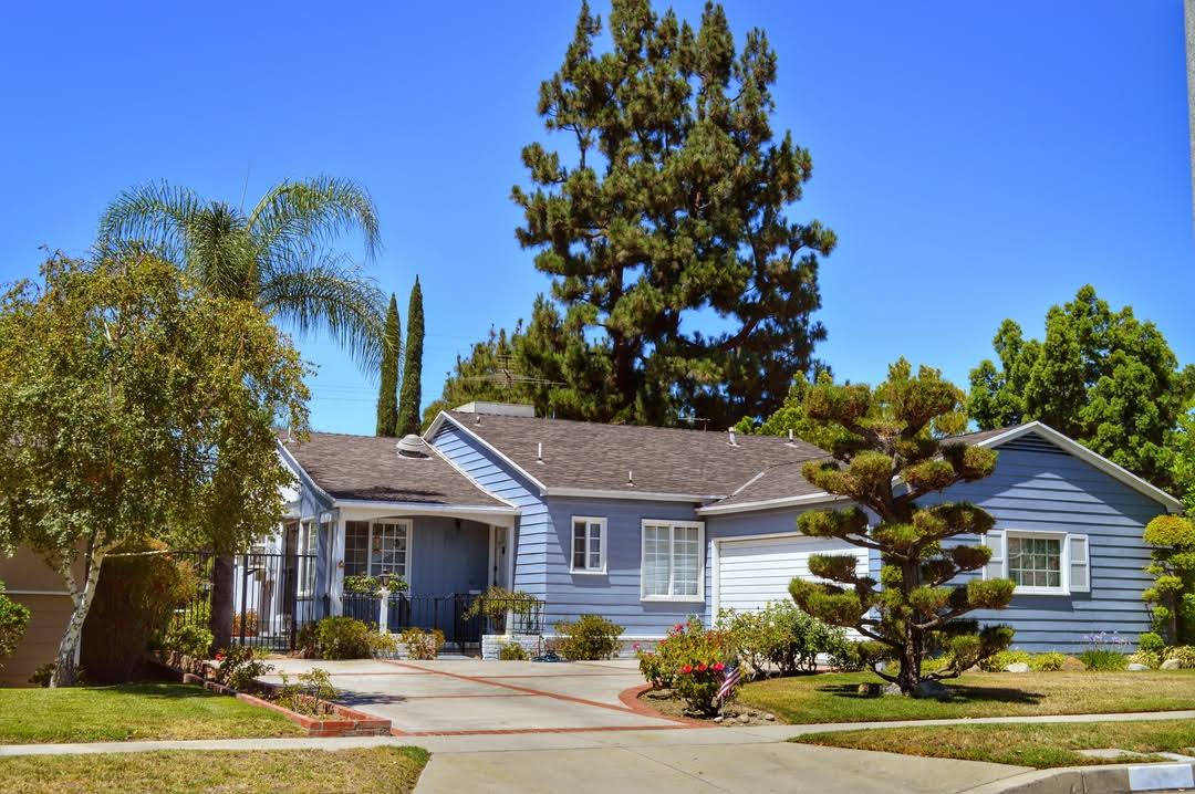 North Hollywood by null