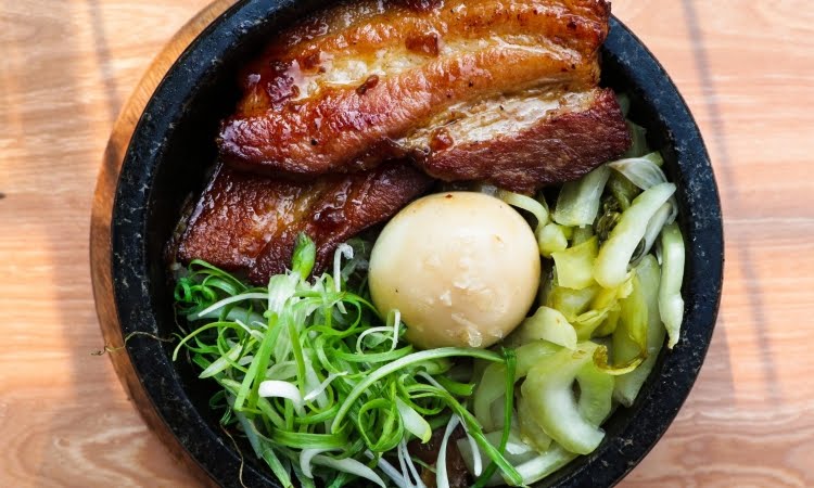 Xin Chào by null