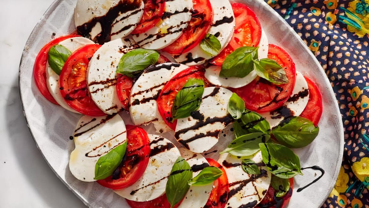 Tavern & Table by null