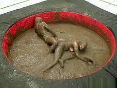 Egndhgaaaa o hinjhk fulti jpg x Lesbian mud