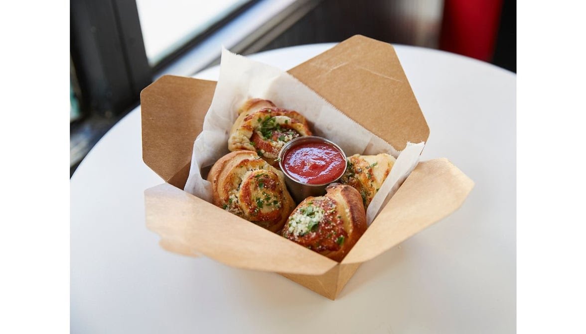 Williamsburg Pizza by null