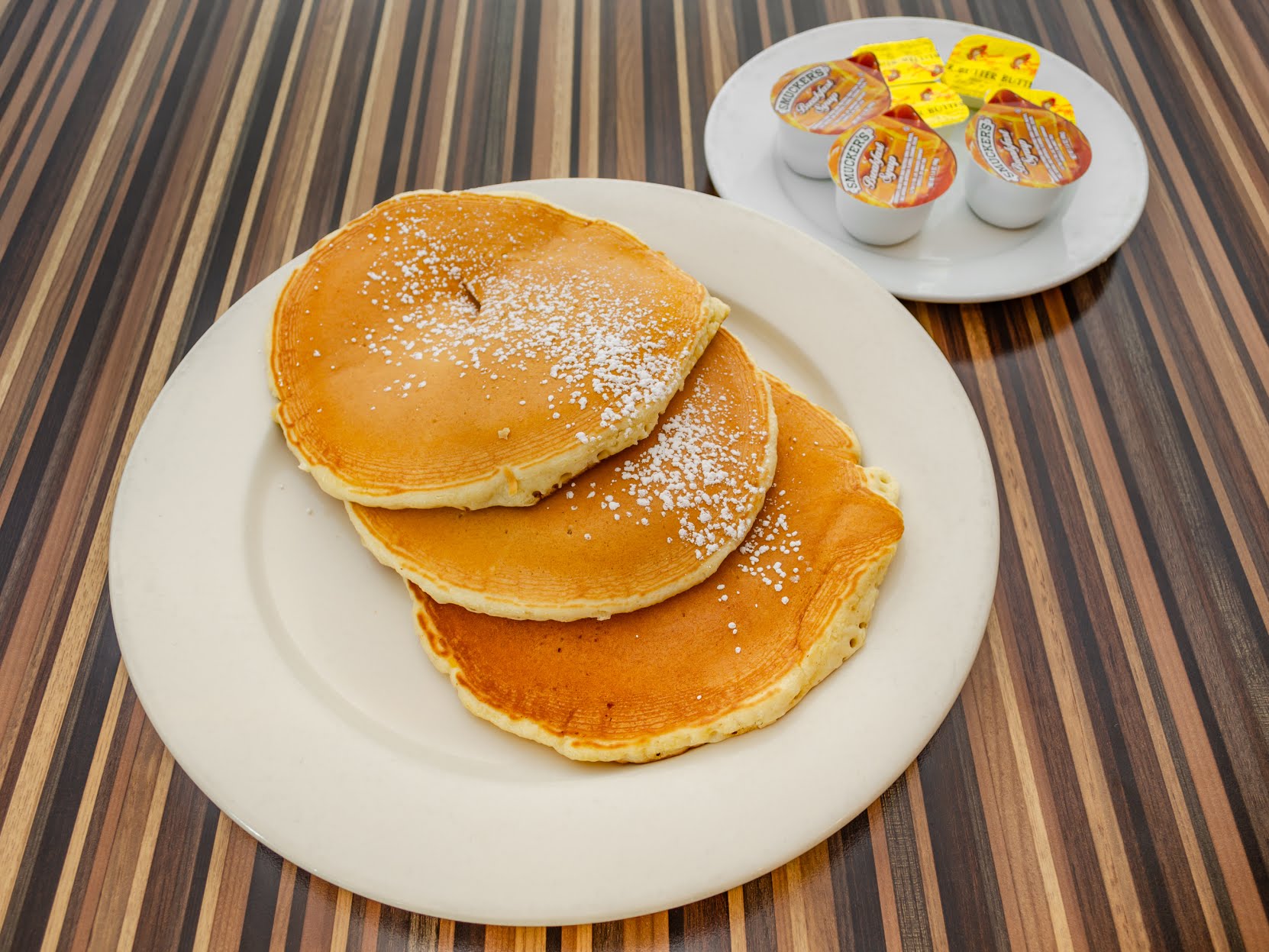 Parkway Diner by null