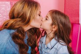 Mother daughter lesbian teen|Freepik