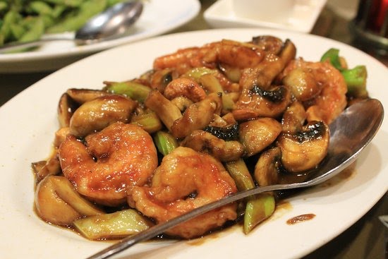 Golden Lake Eatery by null