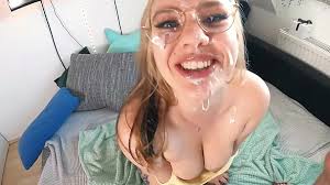 Gorgeous shemale brunette fucks chubby girl jpg x Chubby girl fucked