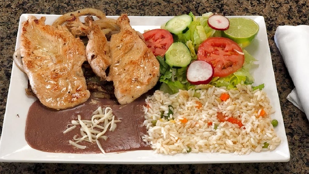 Casa Linda Salvadoran Cuisine by null