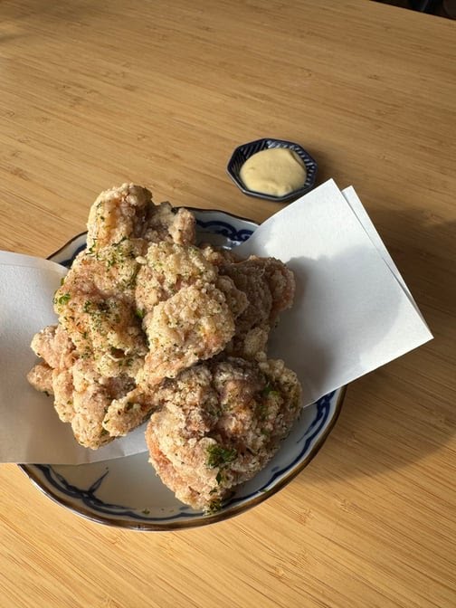 Kaminari Ramen Bar by null