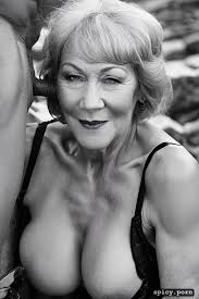 Helen mirren the nip slip jpg x Helen mirren
