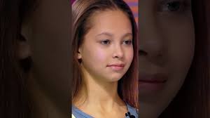 девочка 6-14 лет голая|Переходившая дорогу с нарушением петербурженка показала водителю грудь