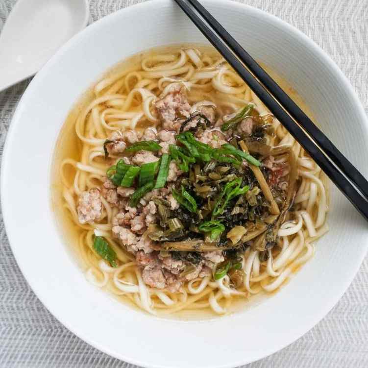 Monja Taiker by null