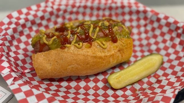 Paisano's Deli by null